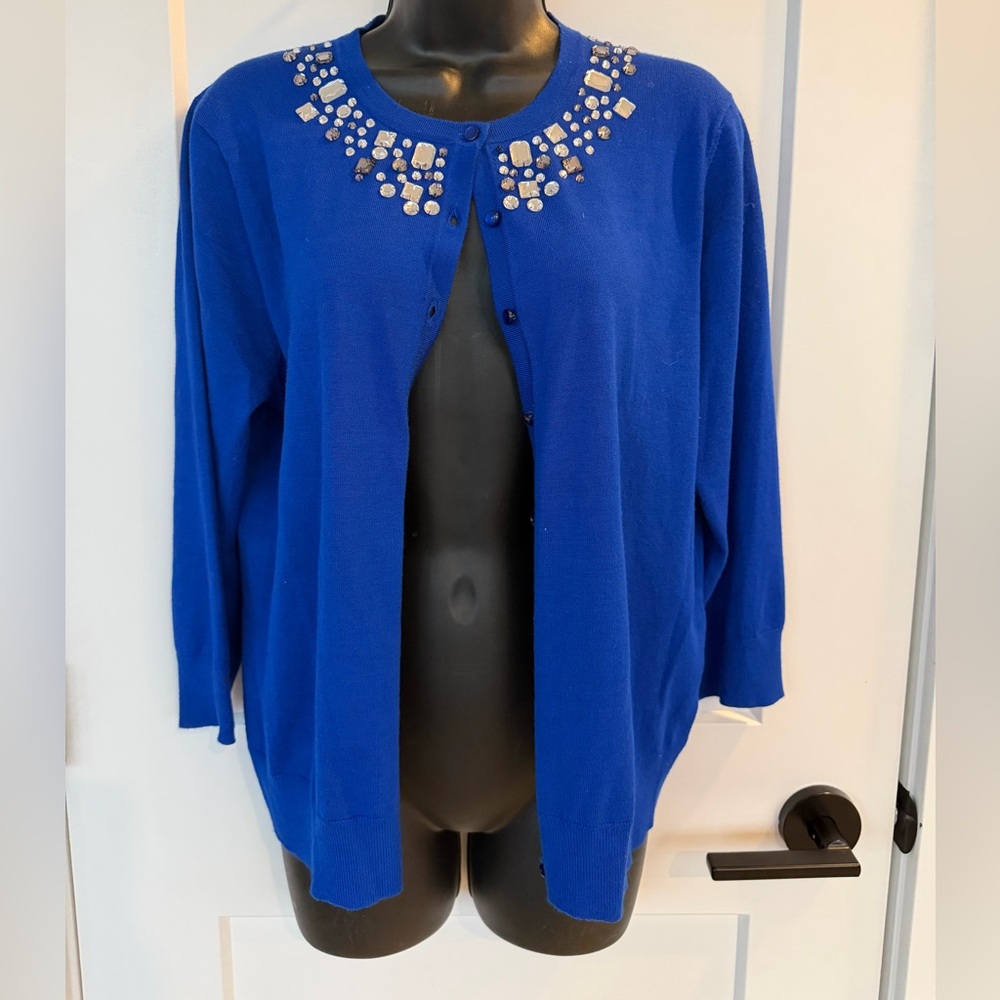 CABLE & GUAGE -CARDIGAN - SZ womens XL- beautiful gemstone embellished cardigan